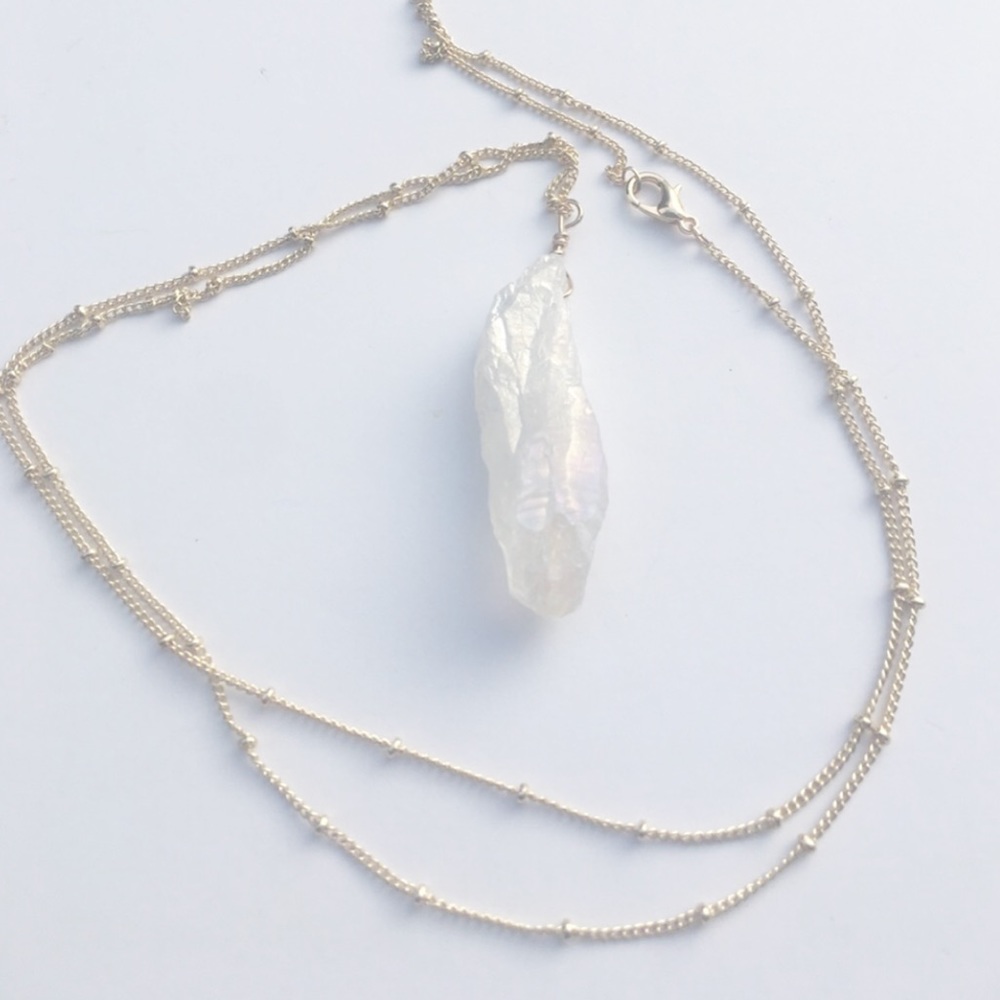 🆕Natural Stone Clear/White Crystal